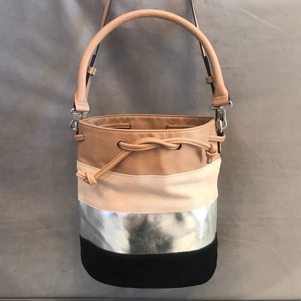 H&M Block Patterned Bucket Bag - image 5